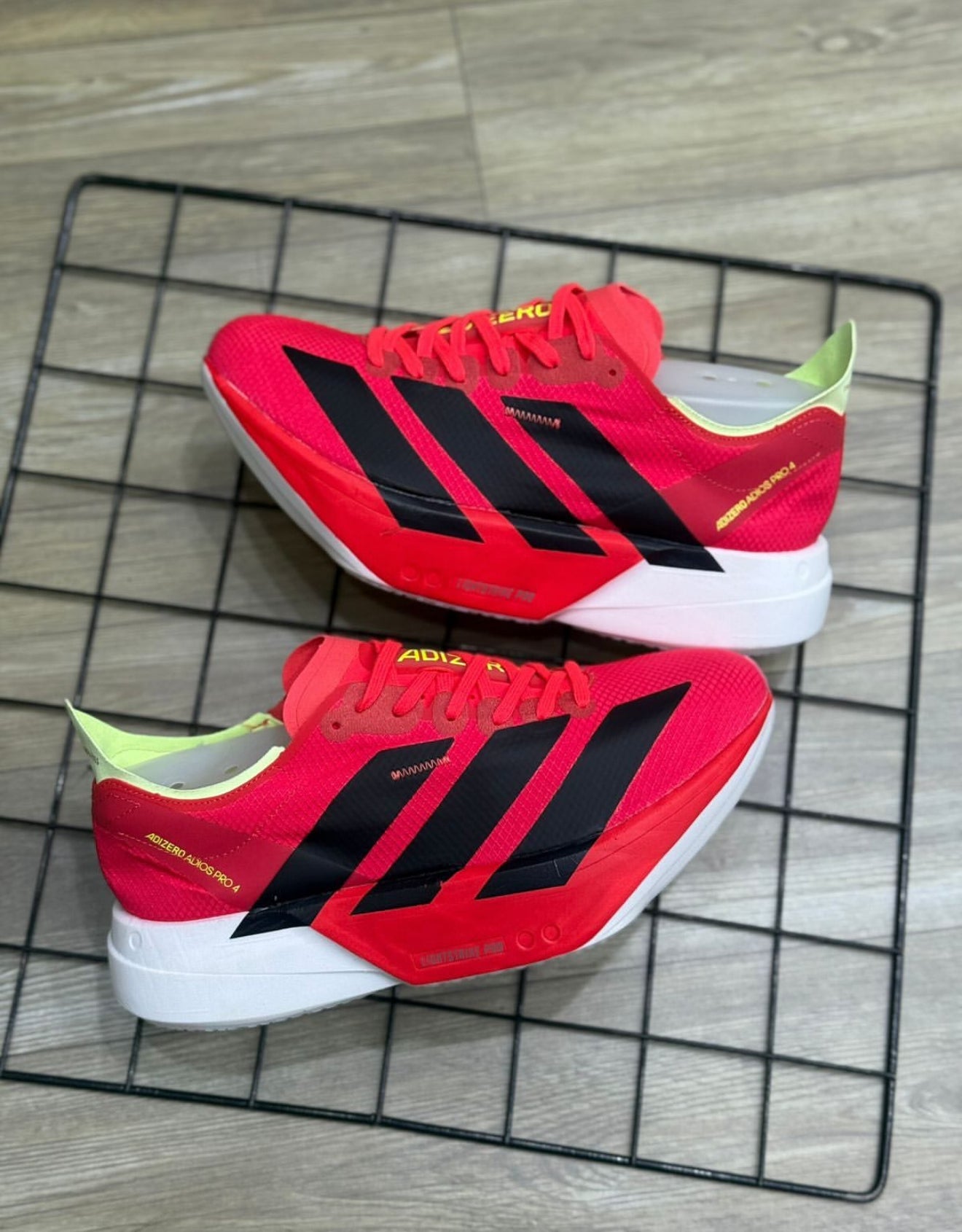 Adidas Adizero - Vermelho com Branco