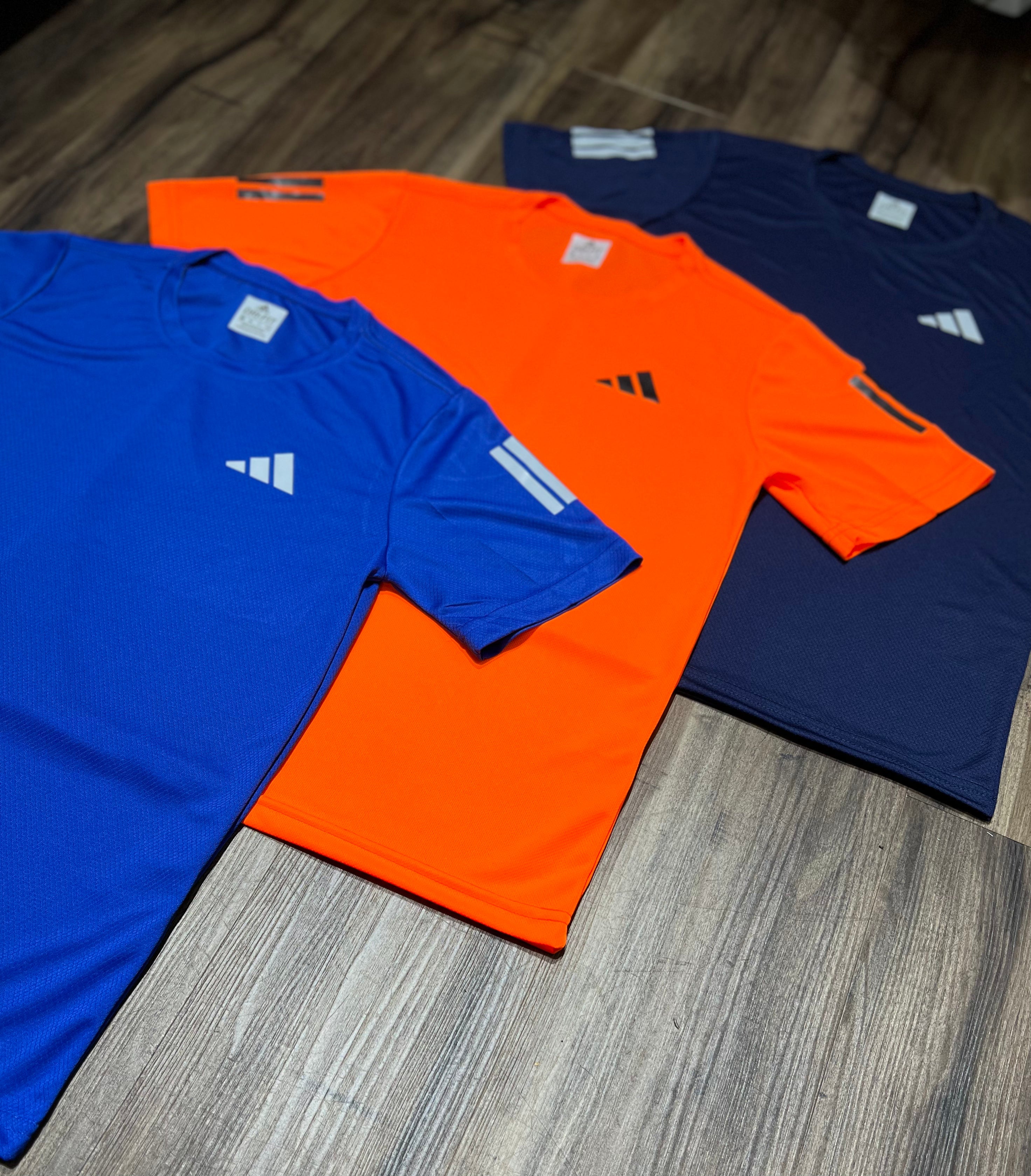 Kit com 3 camisetas dri-fit adidas