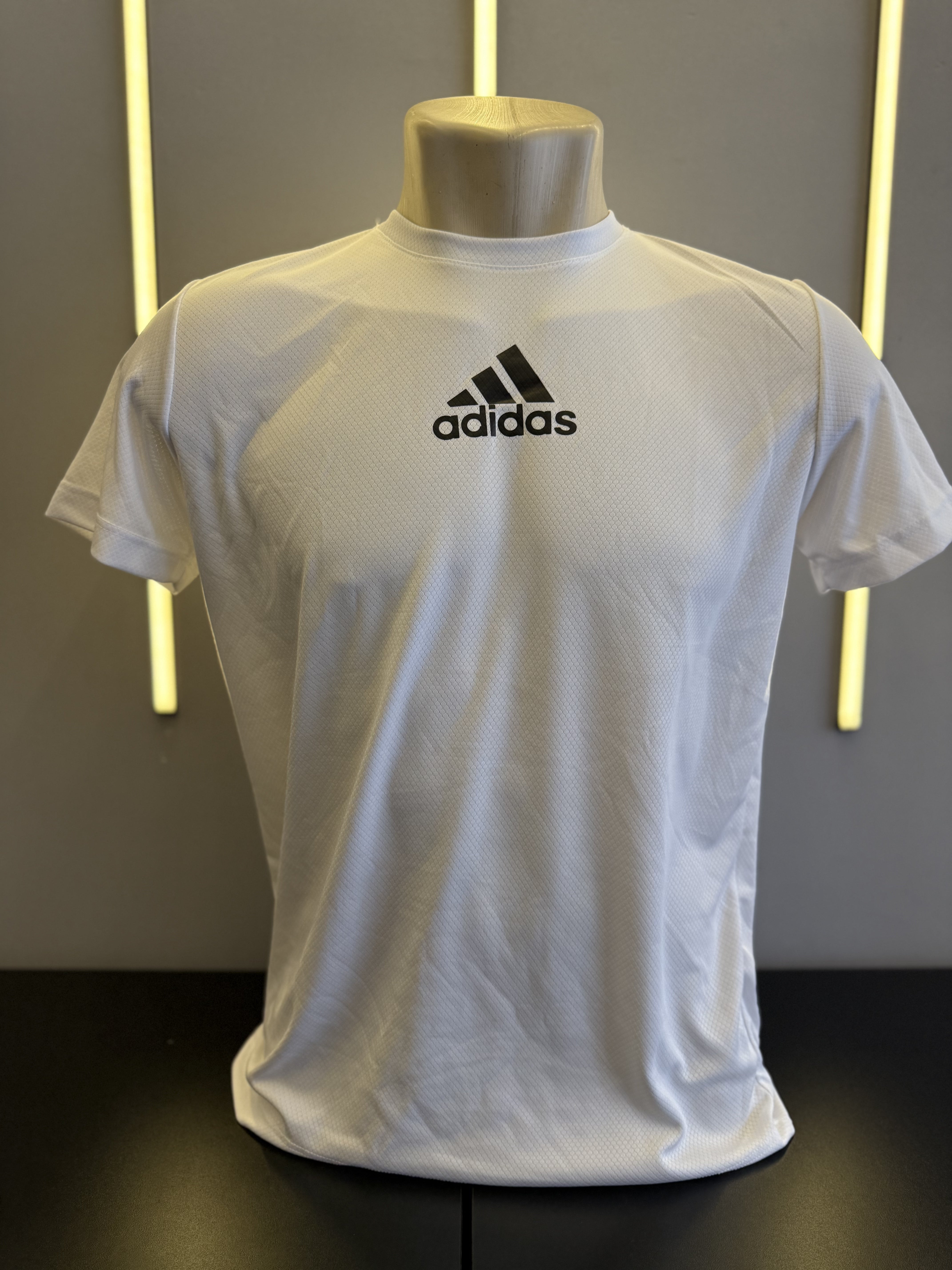 Camiseta adidas dri-fit unidade