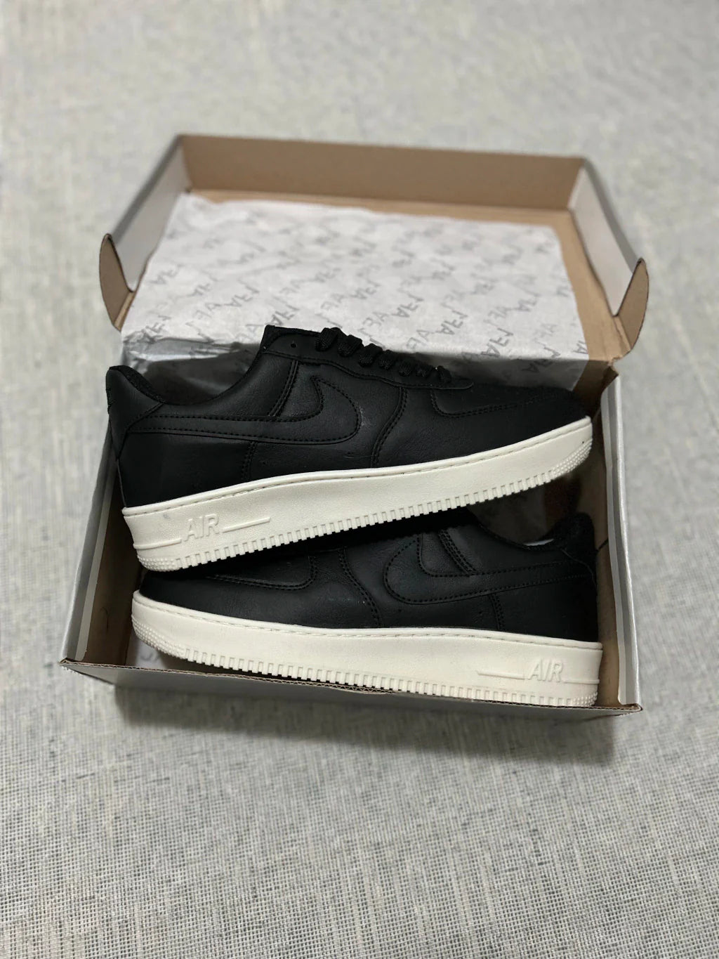 Nike Air Force 1 - Black Off-White
