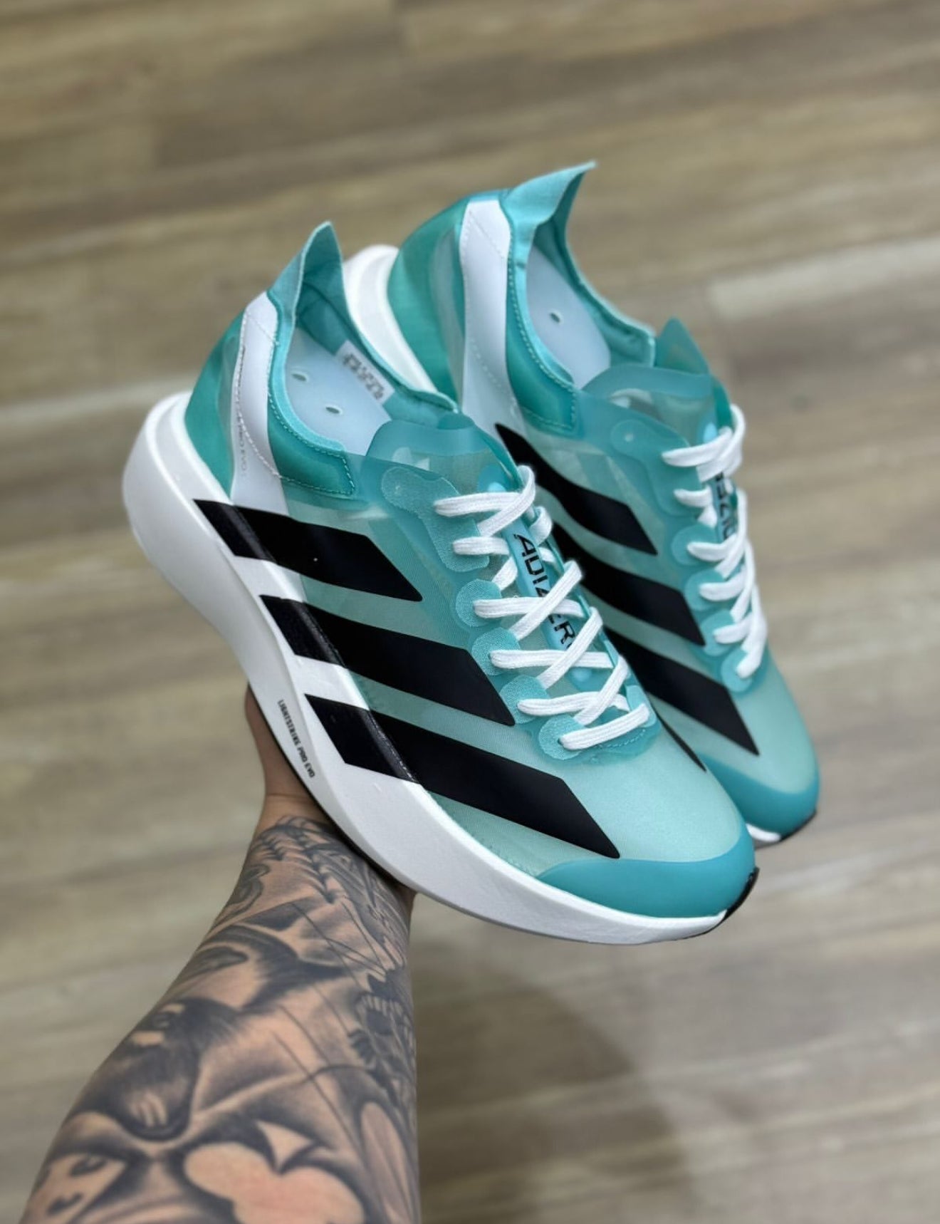 Adidas Adizero - Azul e Branco